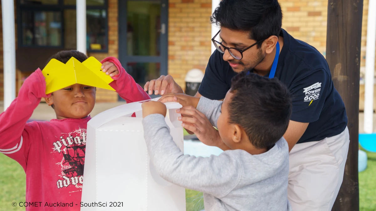 Building rocket-shaped rubbish bins with preschoolers